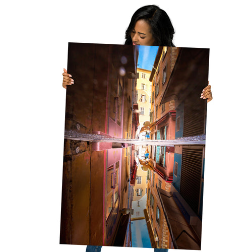 Affiche photo Vieux-Nice – Reflets et ruelles après la pluie | Décoration murale Côte d’Azur