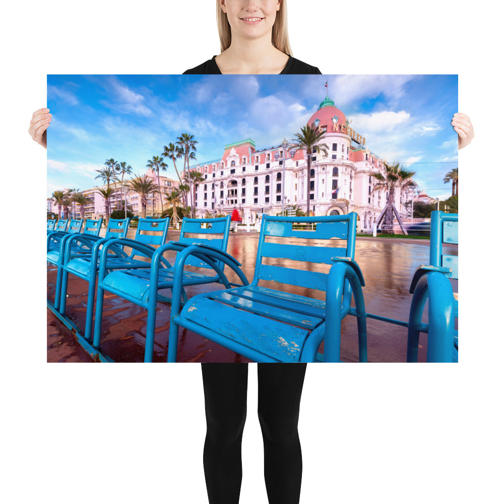 emblematique Chaises bleues et Negresco – Affiche photo | Décoration murale Côte d’Azur  promenade des anglais